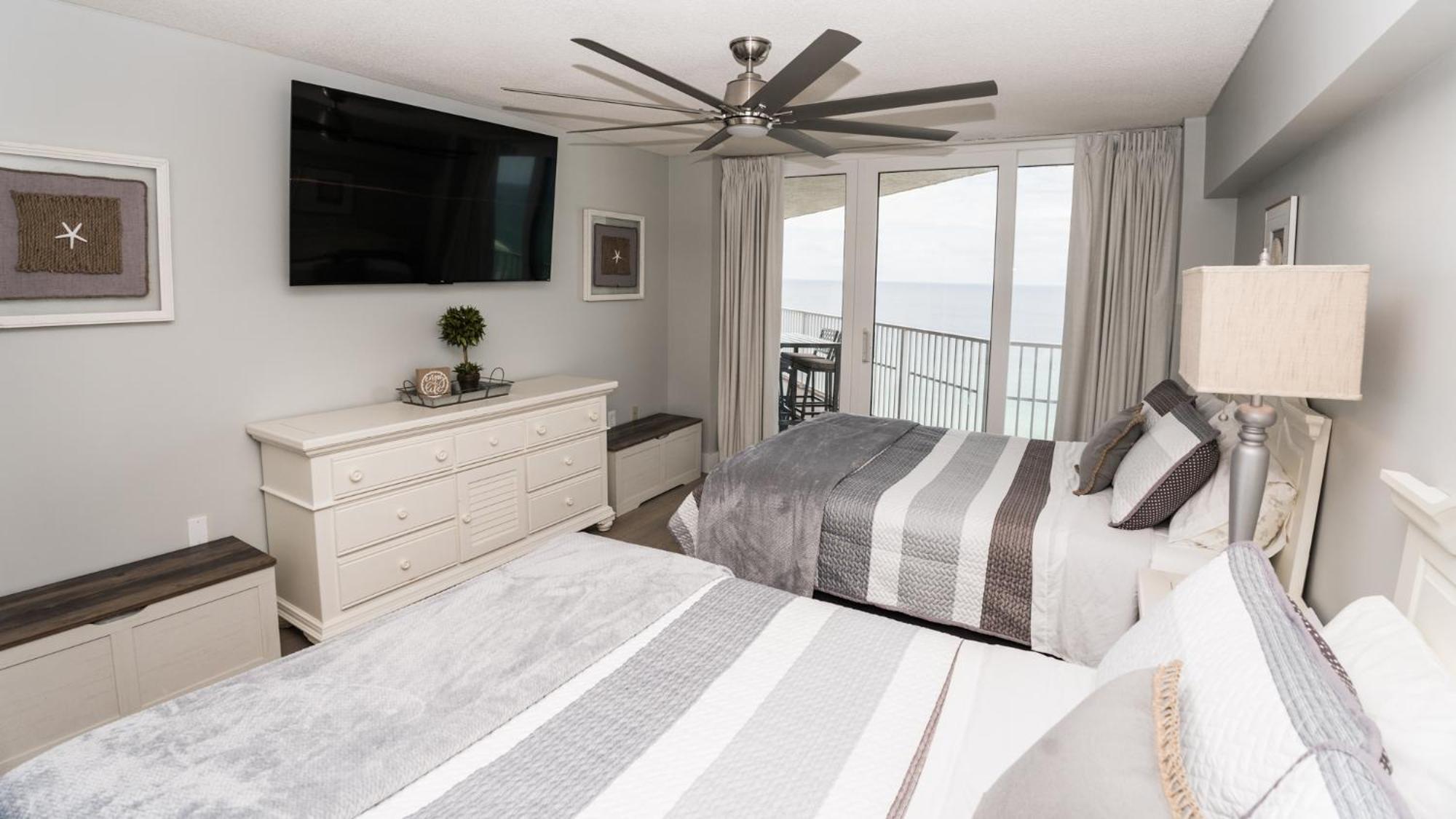 New Rental - 3Br 3Ba Corner Beachfront - 2024 Remodel - 3 Pools, Tiki Hut, Gym, Tennis Panama City Beach Zewnętrze zdjęcie