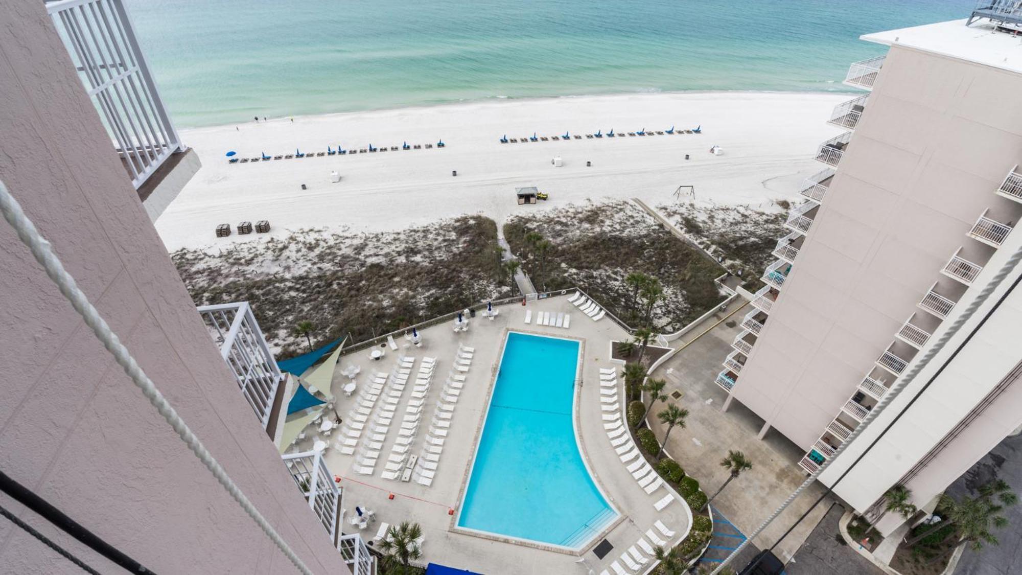 New Rental - 3Br 3Ba Corner Beachfront - 2024 Remodel - 3 Pools, Tiki Hut, Gym, Tennis Panama City Beach Zewnętrze zdjęcie