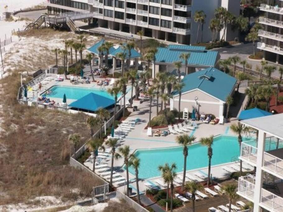 New Rental - 3Br 3Ba Corner Beachfront - 2024 Remodel - 3 Pools, Tiki Hut, Gym, Tennis Panama City Beach Zewnętrze zdjęcie